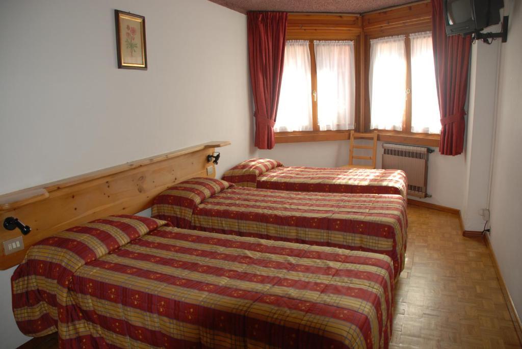 Park Hotel Santa Caterina Valfurva Room photo